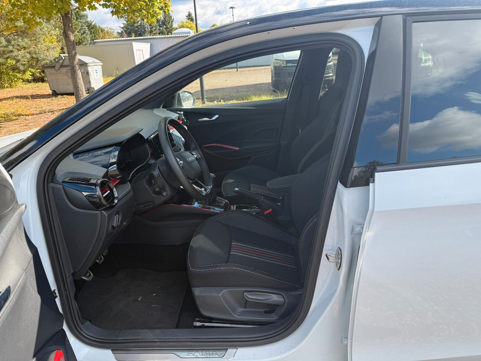 Fahrzeugabbildung SKODA Fabia Monte Carlo *WKR*Sportpaket*Rückfahrkamera