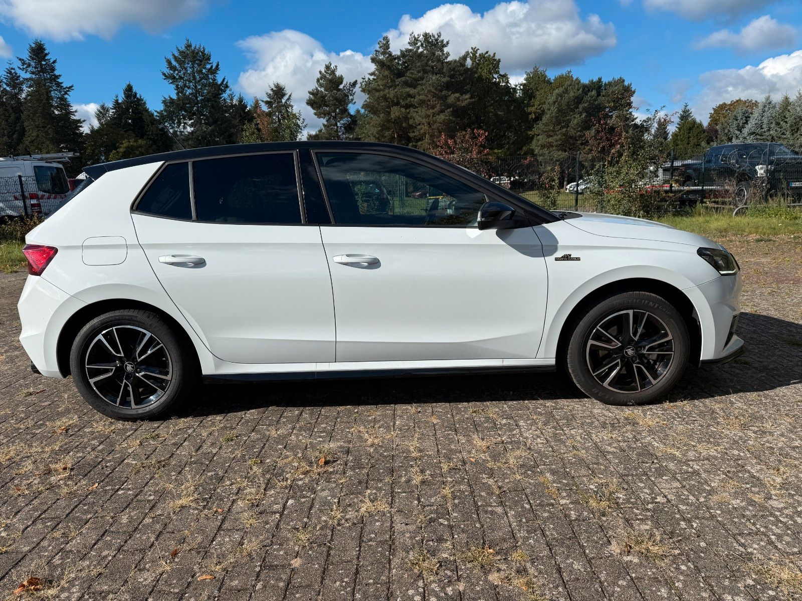 Fahrzeugabbildung SKODA Fabia Monte Carlo *WKR*Sportpaket*Rückfahrkamera
