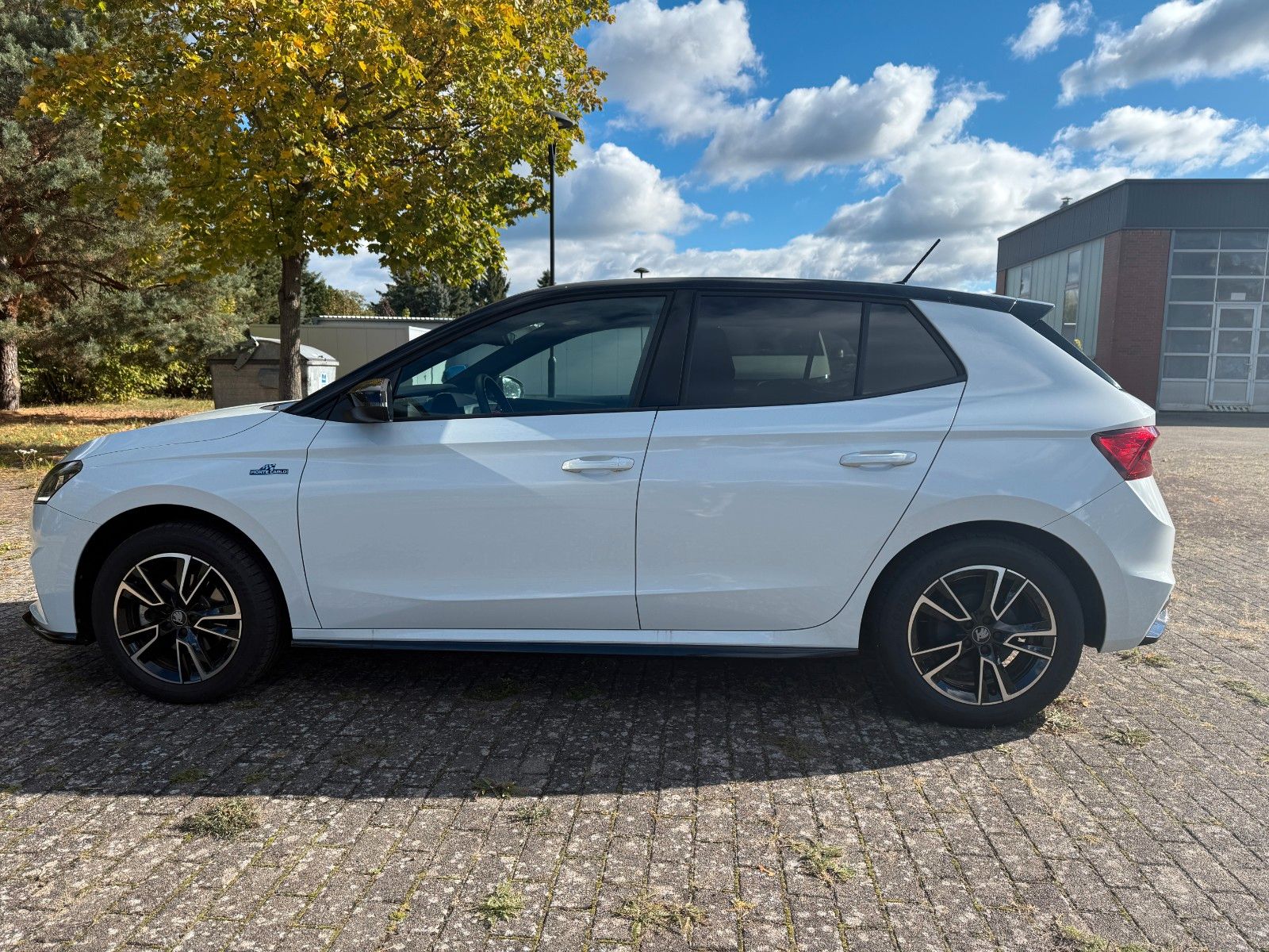 Fahrzeugabbildung SKODA Fabia Monte Carlo *WKR*Sportpaket*Rückfahrkamera