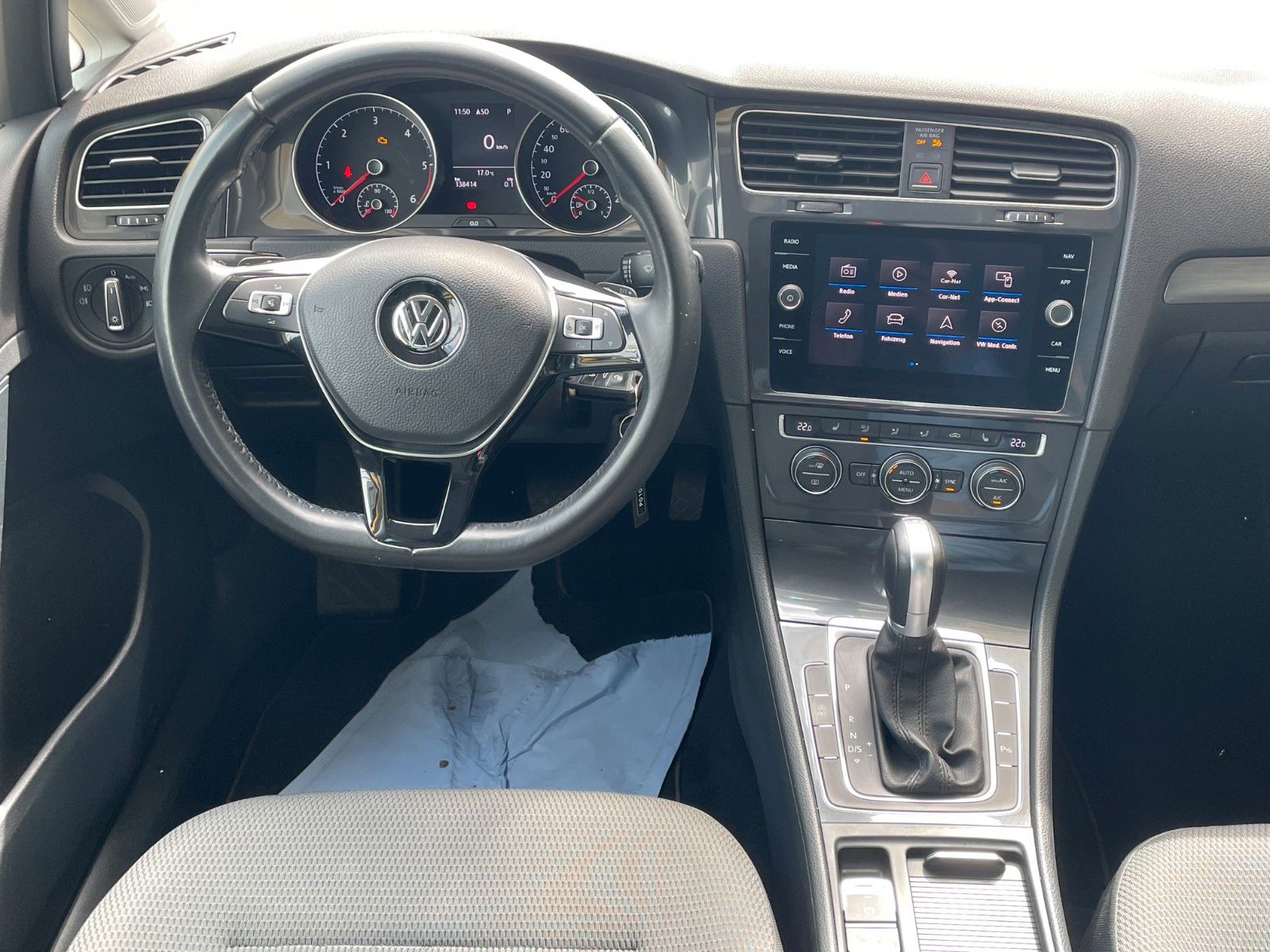 Fahrzeugabbildung Volkswagen Golf 2.0 TDI DSG Comfortline