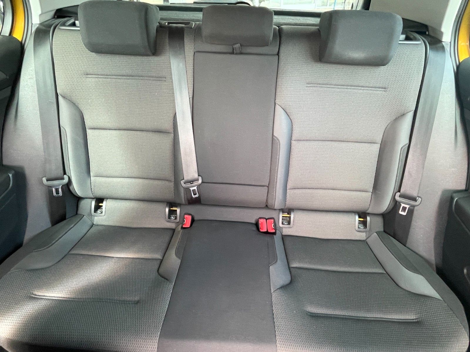 Fahrzeugabbildung Volkswagen Golf 2.0 TDI DSG Comfortline