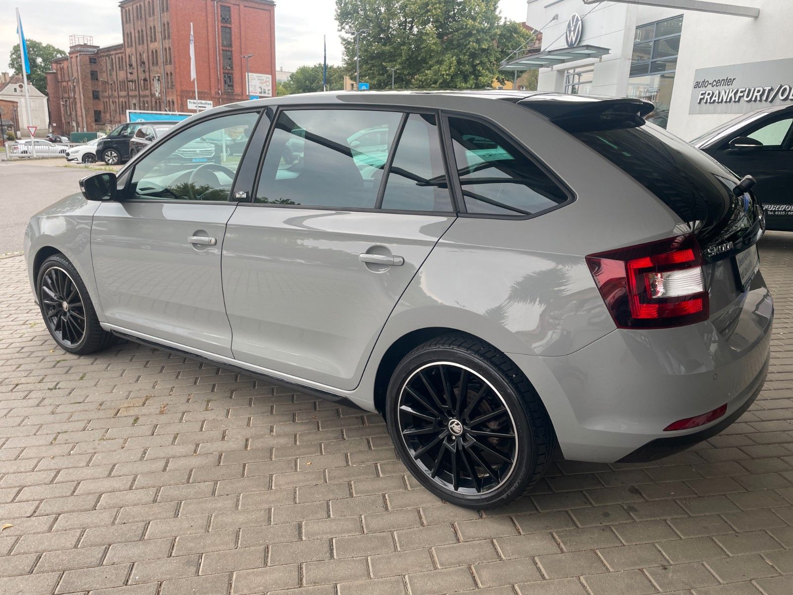 Fahrzeugabbildung SKODA Rapid 1.0 TSI 81kW Monte Carlo Spaceback