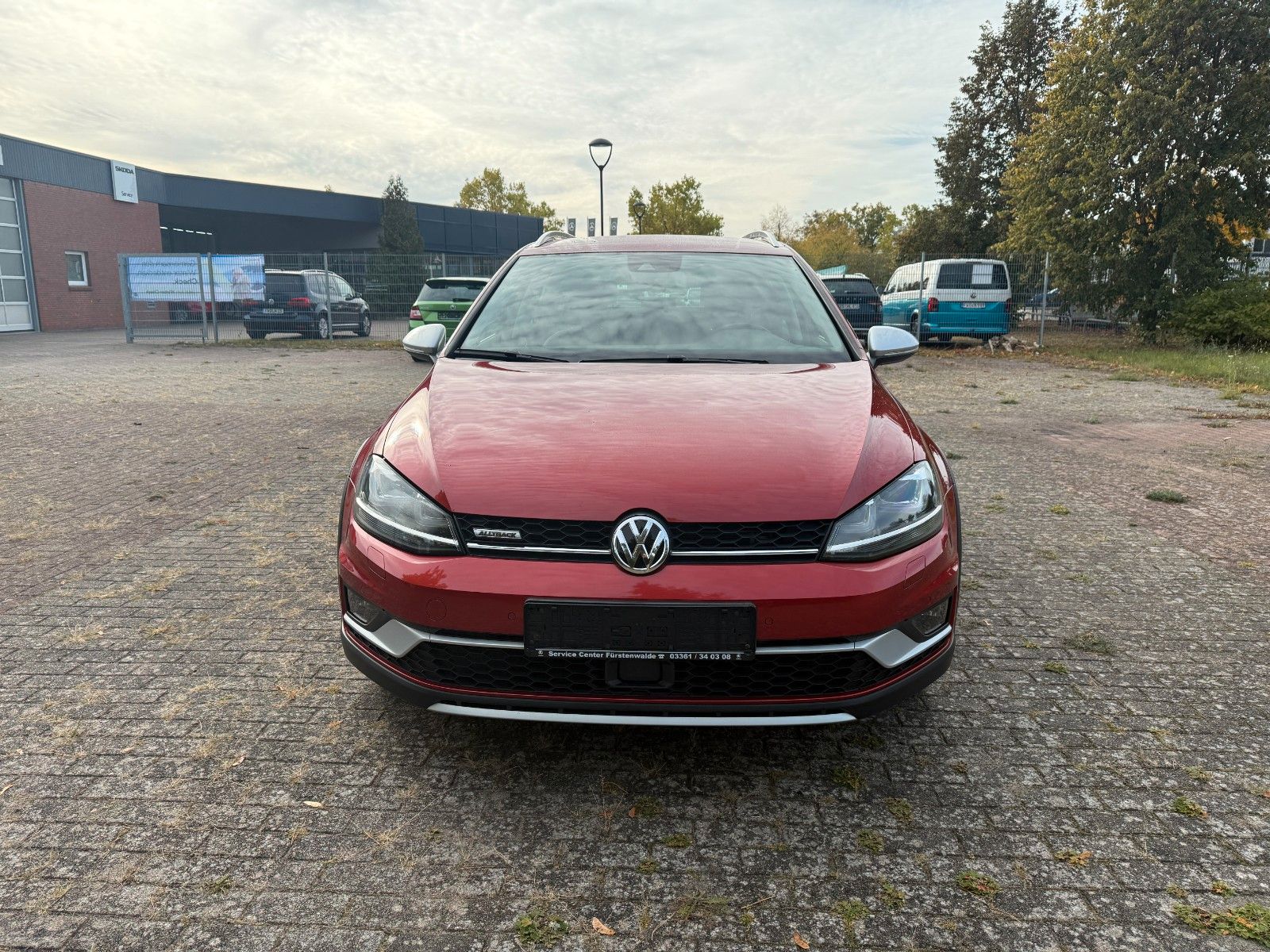 Fahrzeugabbildung Volkswagen Alltrack Variant*WKR*Dachträger*SH*Kamera
