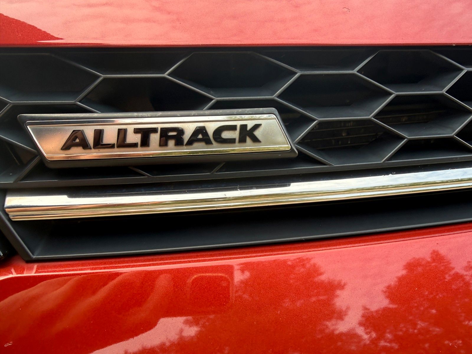 Fahrzeugabbildung Volkswagen Alltrack Variant*WKR*Dachträger*SH*Kamera